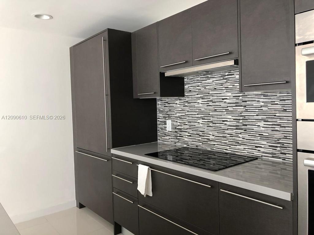 7875 NW 107th Ave # 619, Doral FL 33178