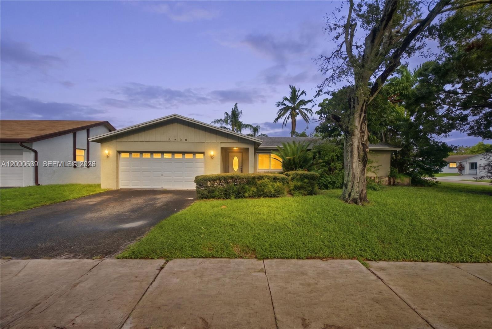 6700 NW 22nd Ter, Fort Lauderdale FL 33309