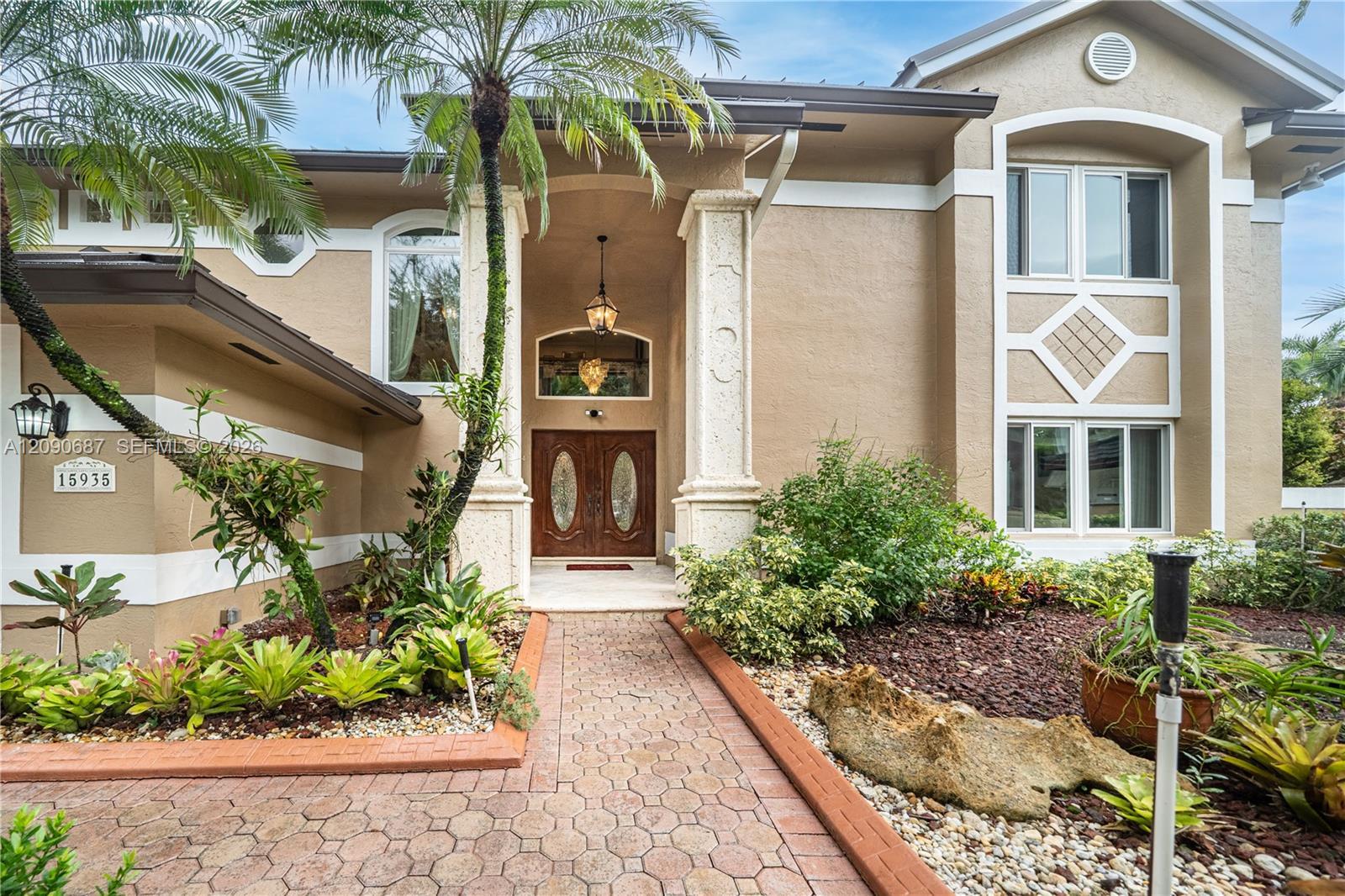 15935 NW 82nd Ct, Miami Lakes FL 33016
