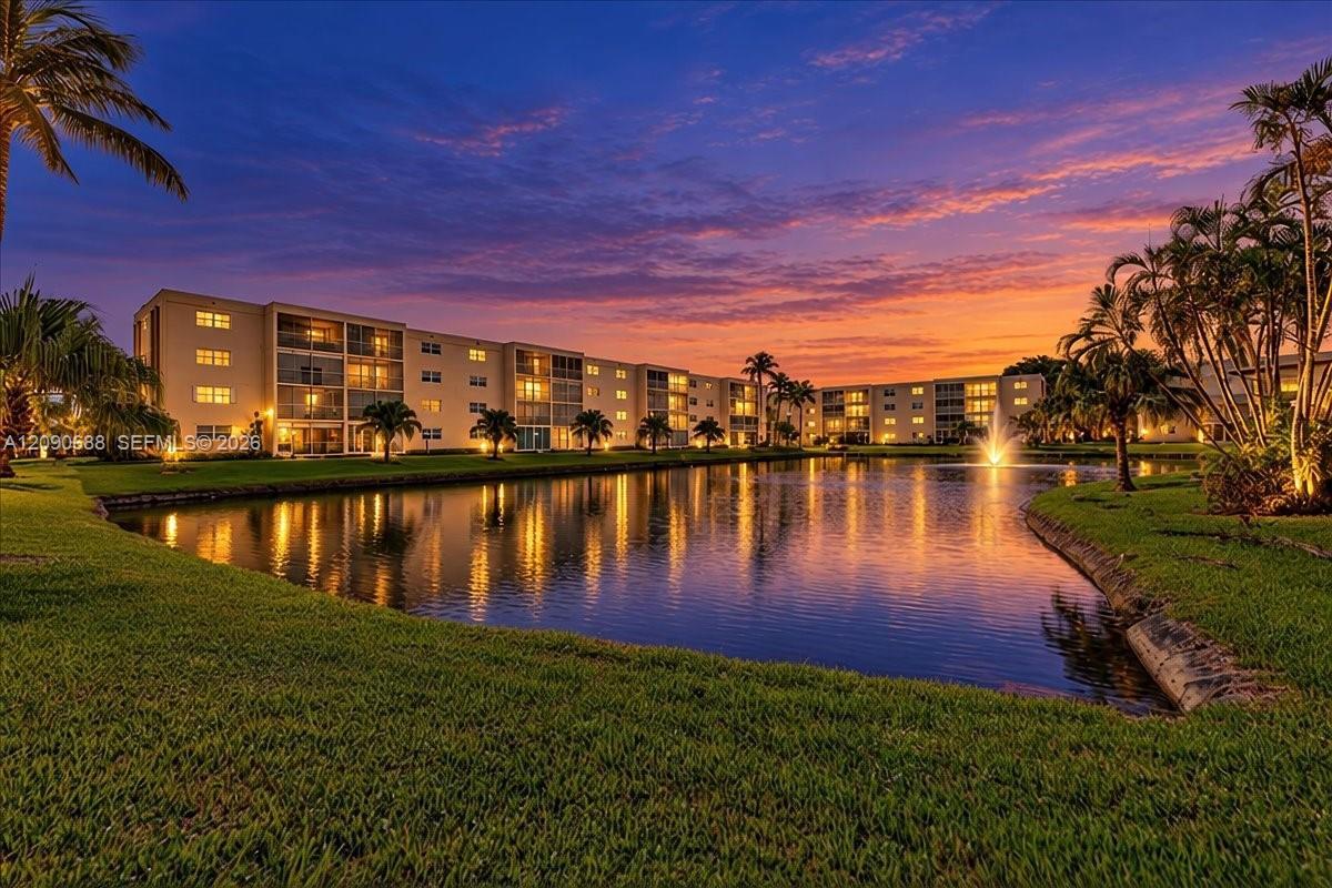 424 SE 10th St # 104, Dania Beach FL 33004