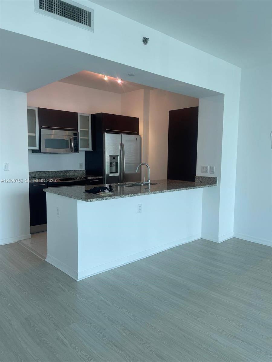 951 Brickell Ave # 2803, Miami FL 33131