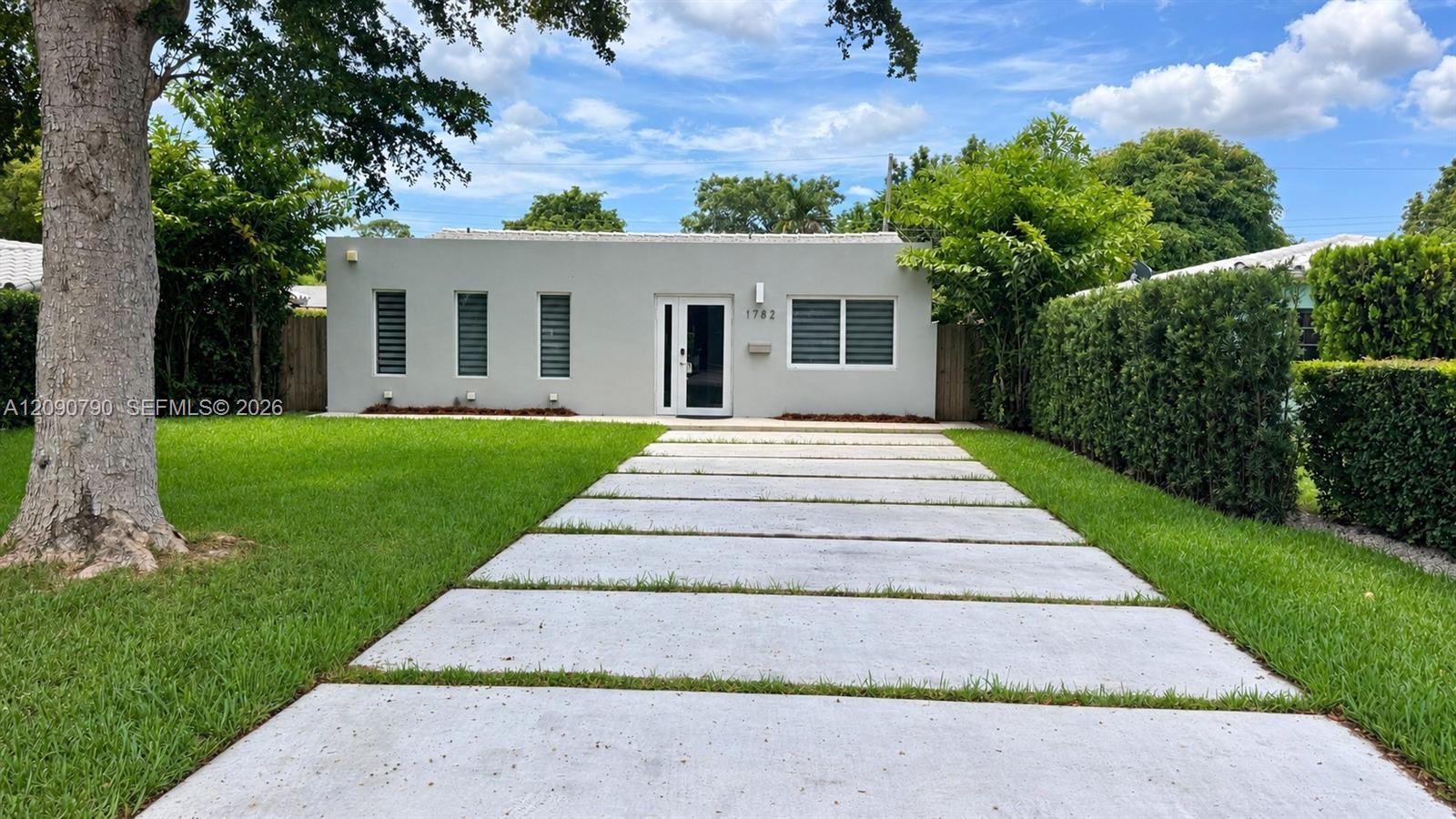 1782 NE 177th St, North Miami Beach FL 33162