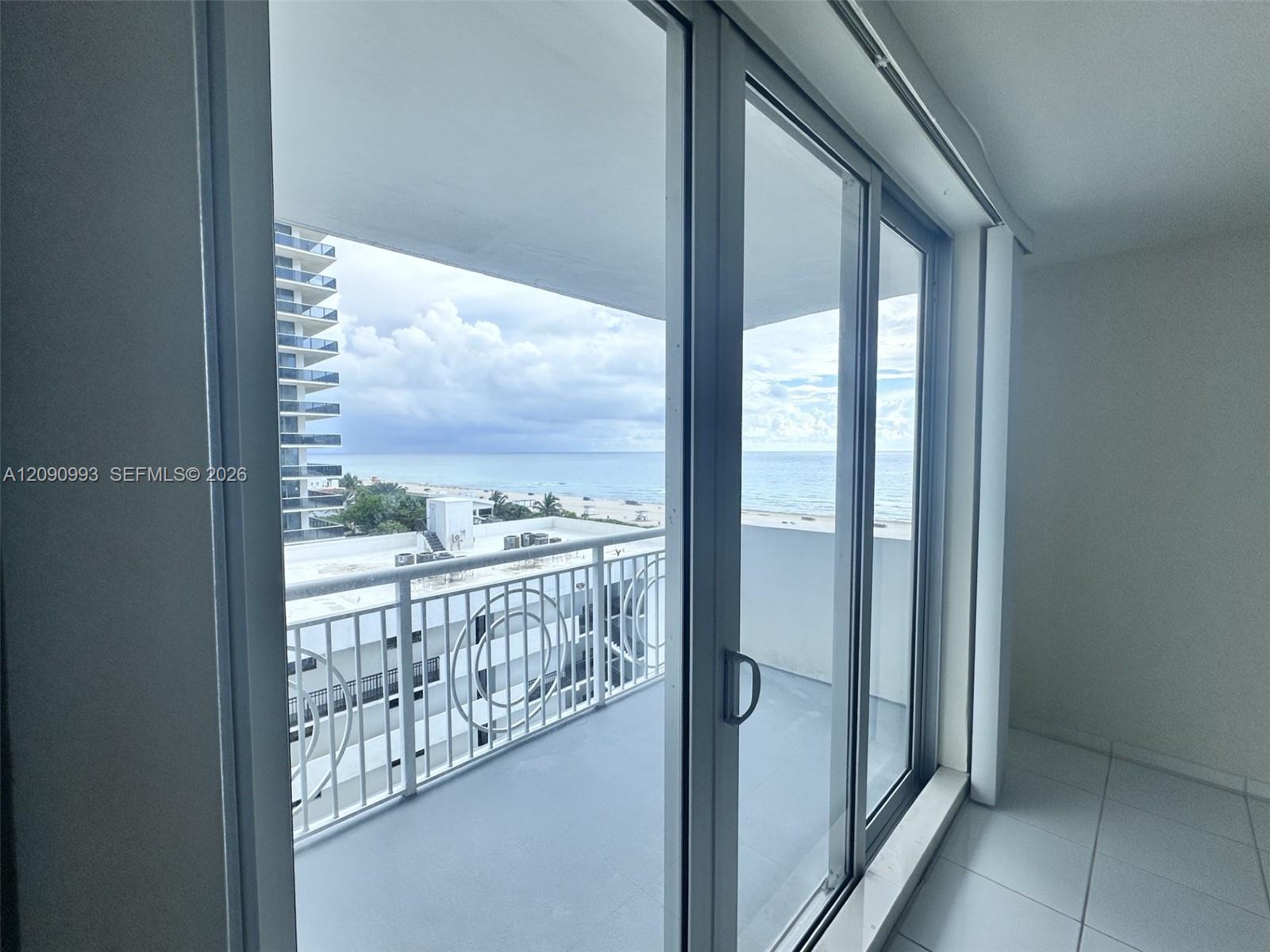 5825 Collins Ave # 8E, Miami Beach FL 33140