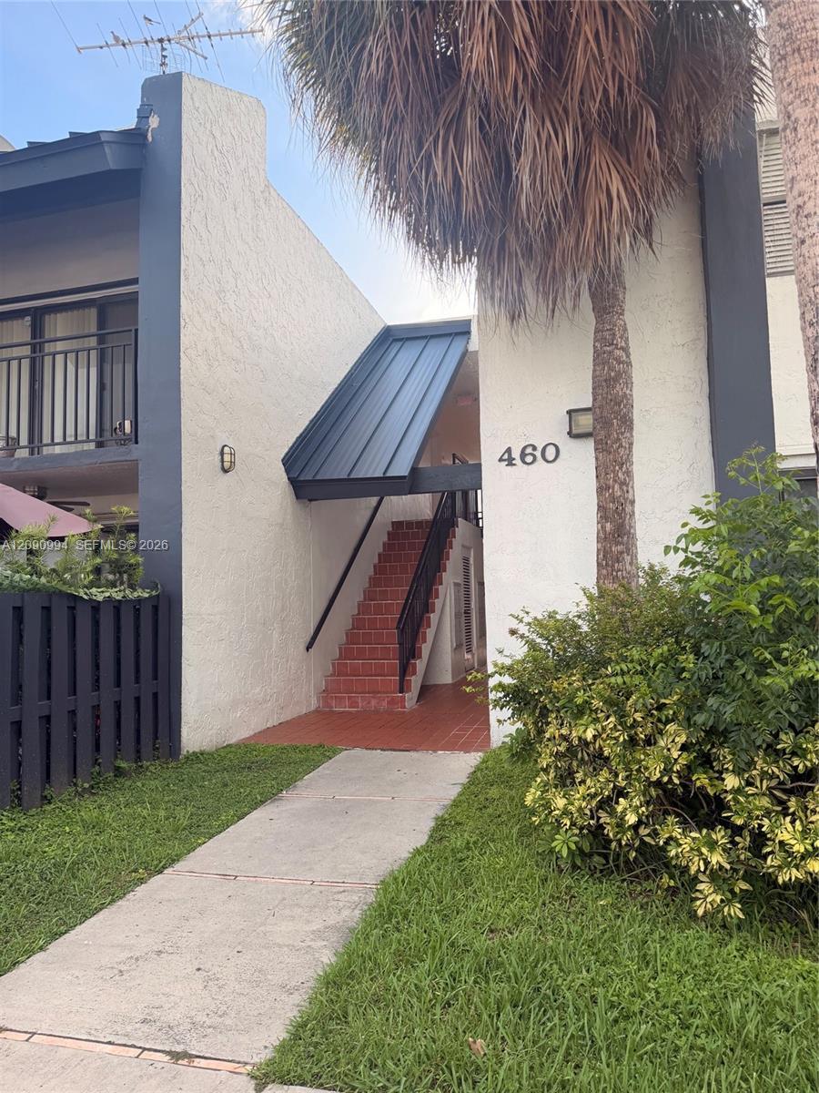 460 W Park Dr # 202, Miami FL 33172