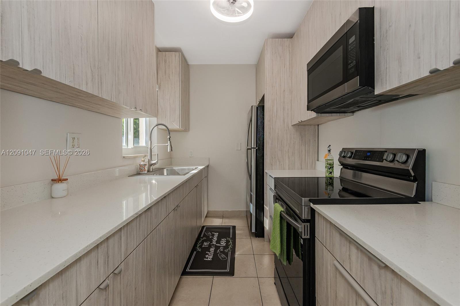 1679 NE 176th St, North Miami Beach FL 33162