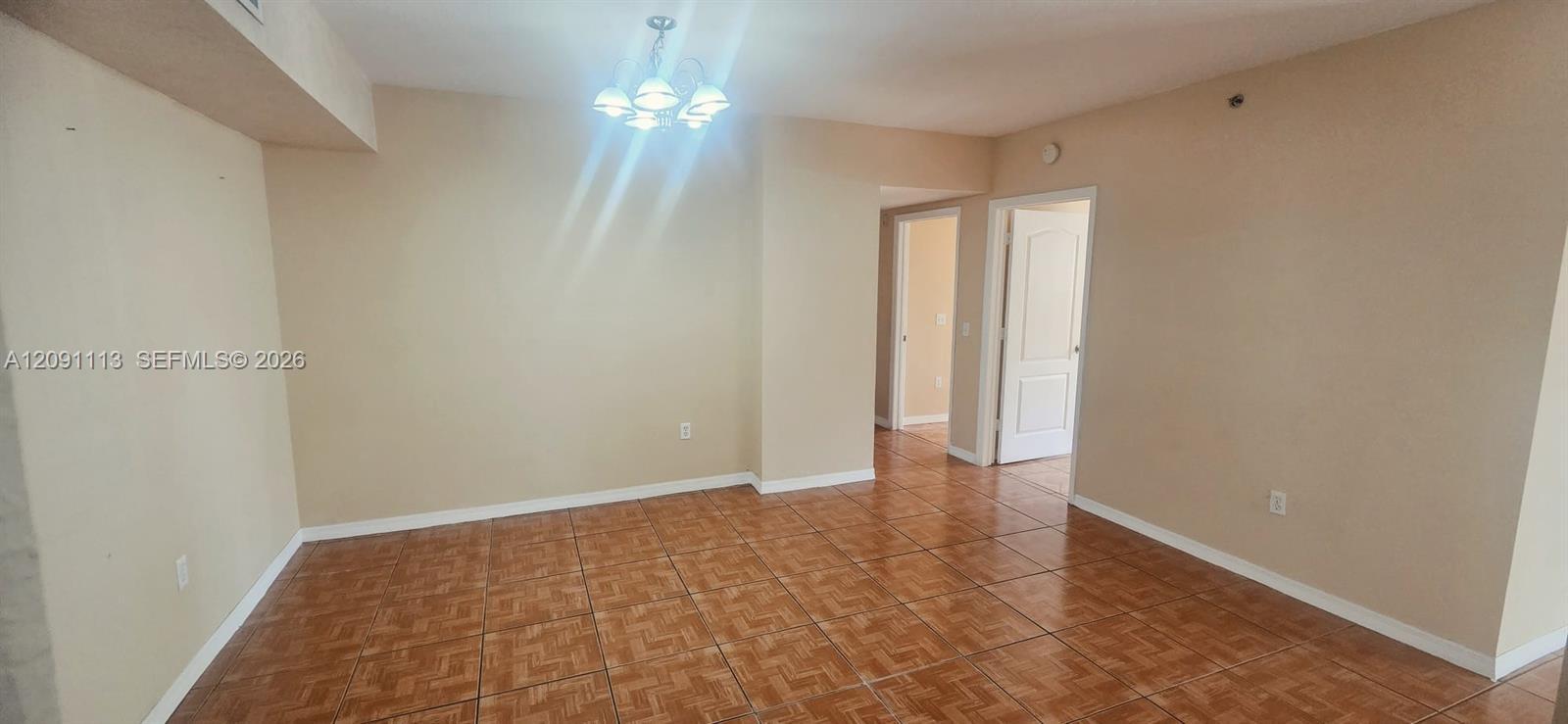 9300 Fontainebleau Blvd # E213, Miami FL 33172