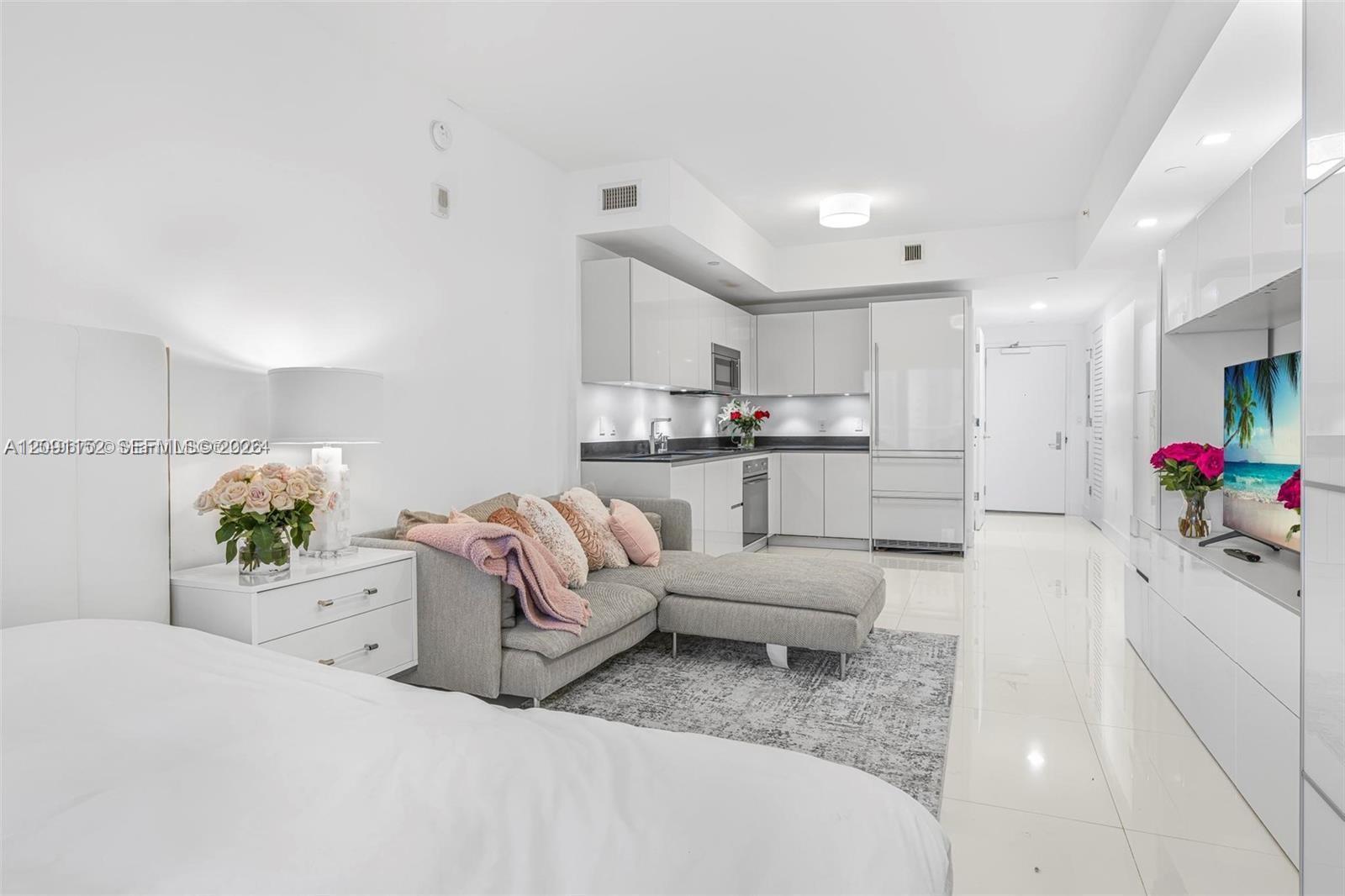 1010 Brickell Ave # 1710, Miami FL 33131