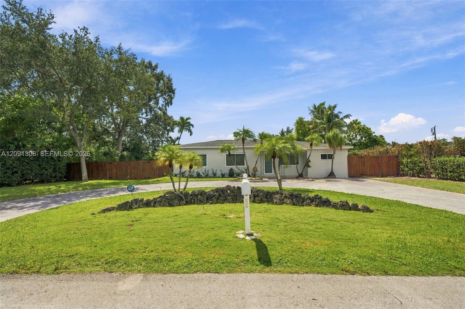 7120 SW 58th St, Miami FL 33143