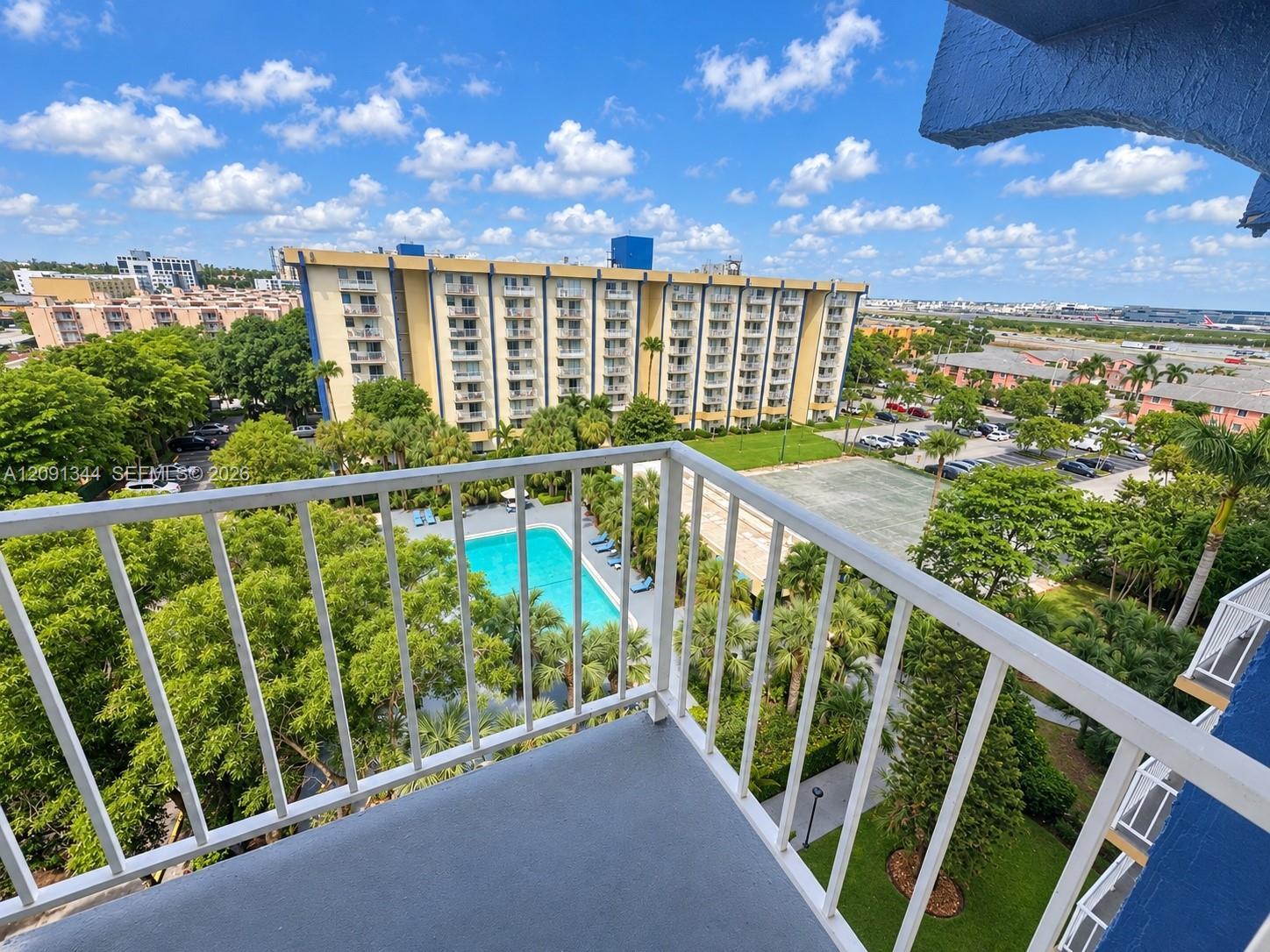 4550 NW 9th St # 901E, Miami FL 33126