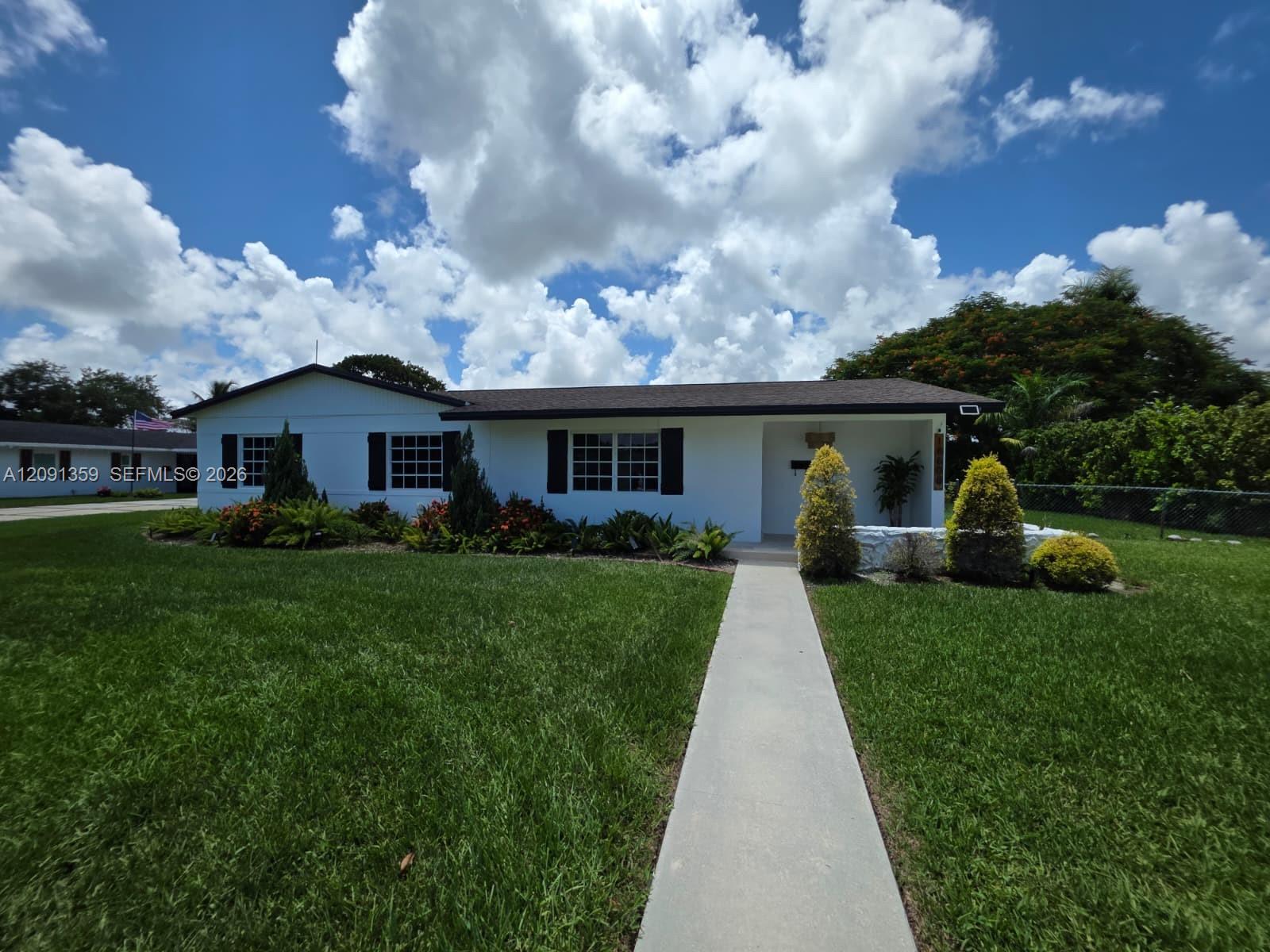 18608 SW 93rd Pl # 18608, Cutler Bay FL 33157
