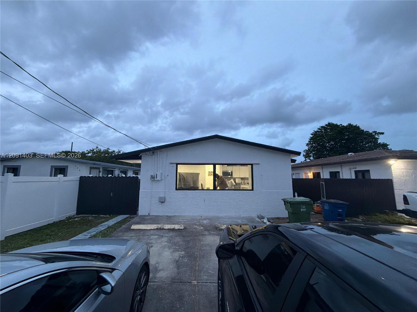 504 NW 7th CT # 0, Hallandale Beach FL 33009