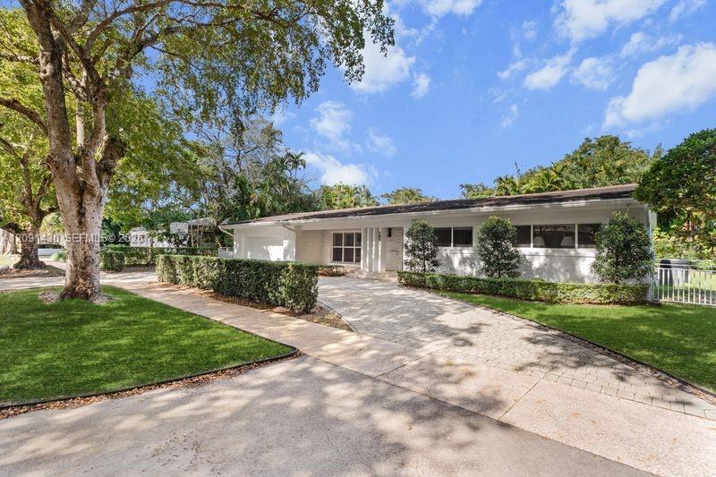1021 Matanzas Ave, Coral Gables FL 33146