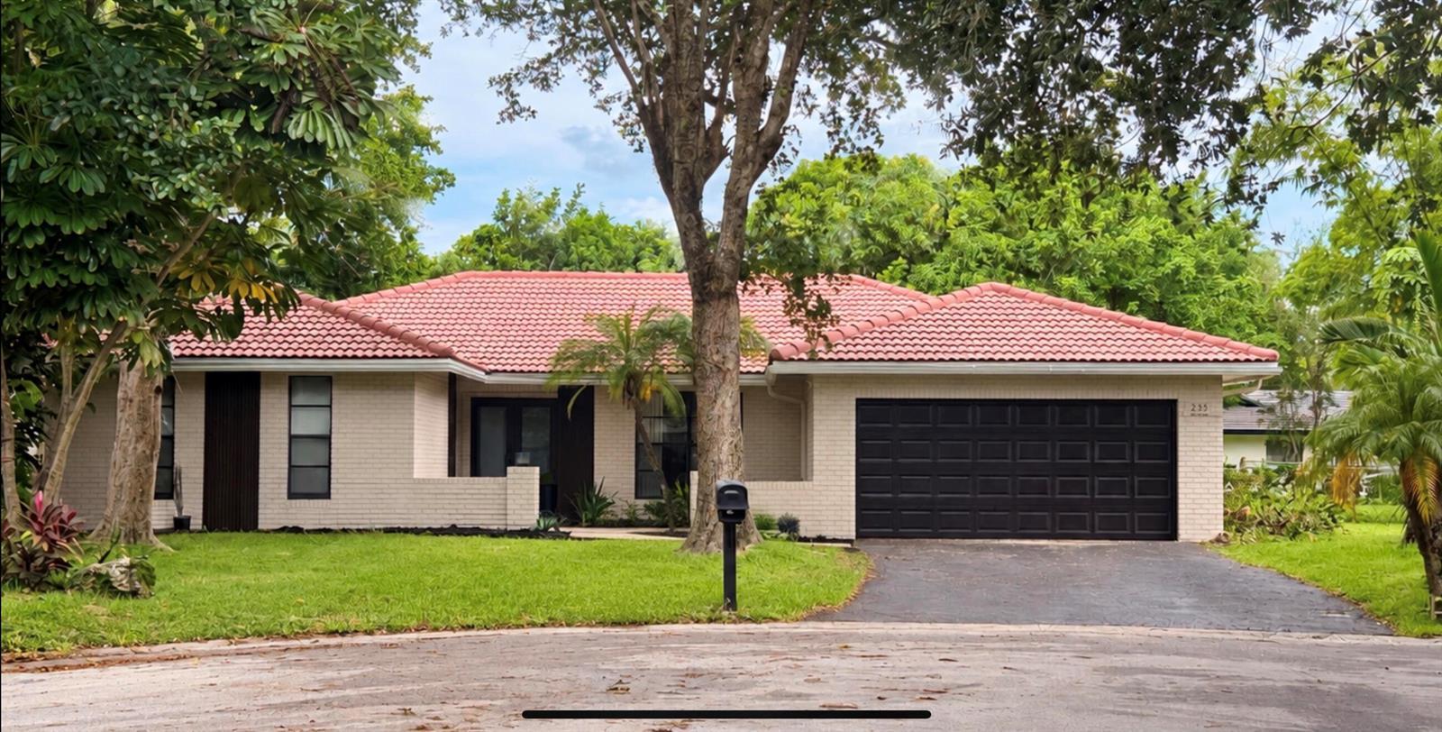 2151 NW 99TH Way, Coral Springs FL 33071