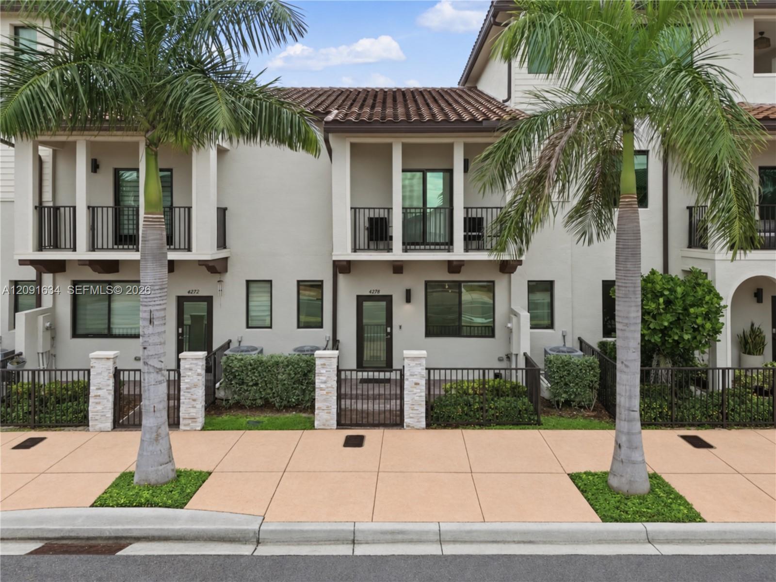4278 NW 82nd Ave, Doral FL 33166