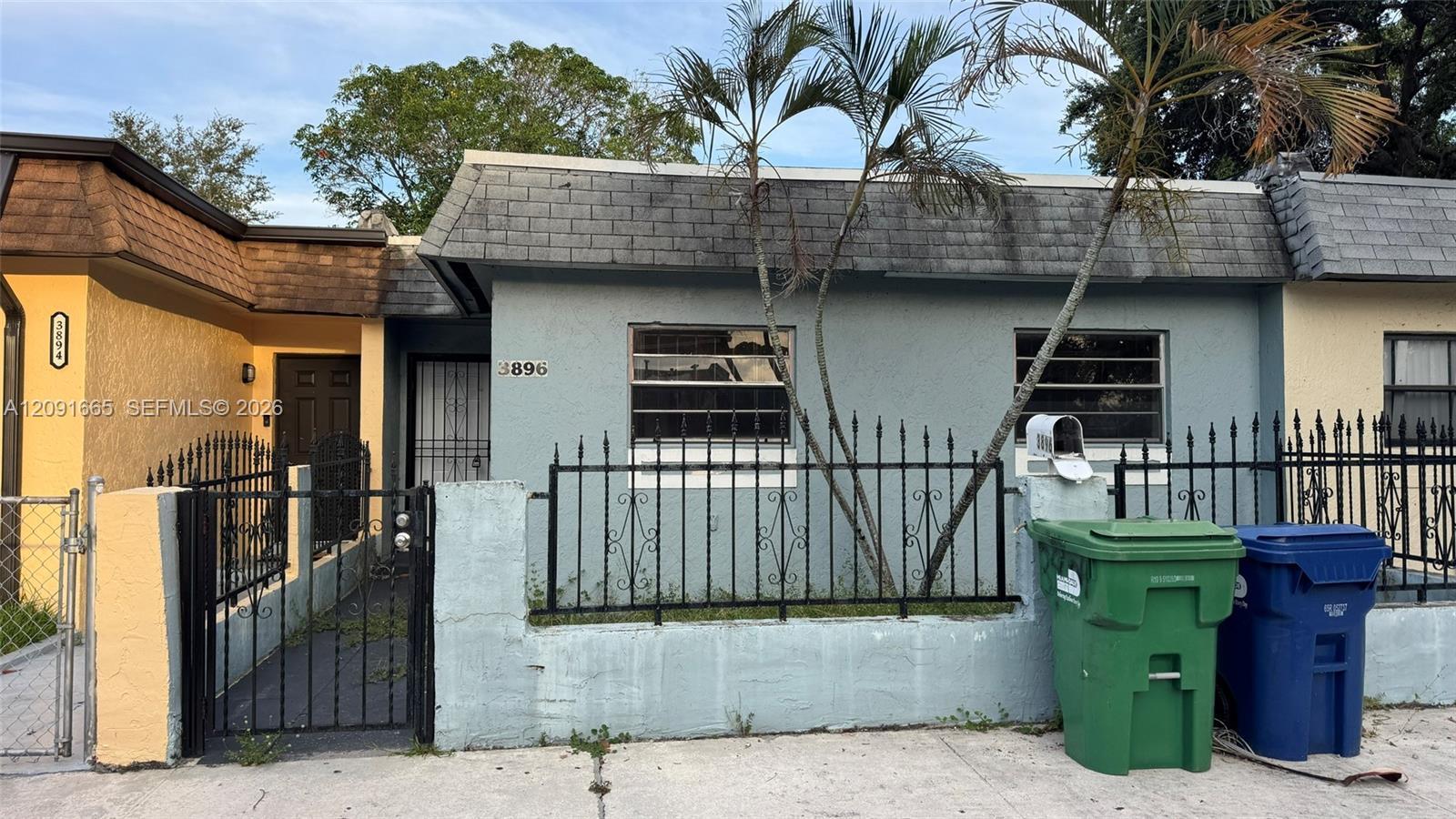 3896 NW 207th St Rd, Miami Gardens FL 33055