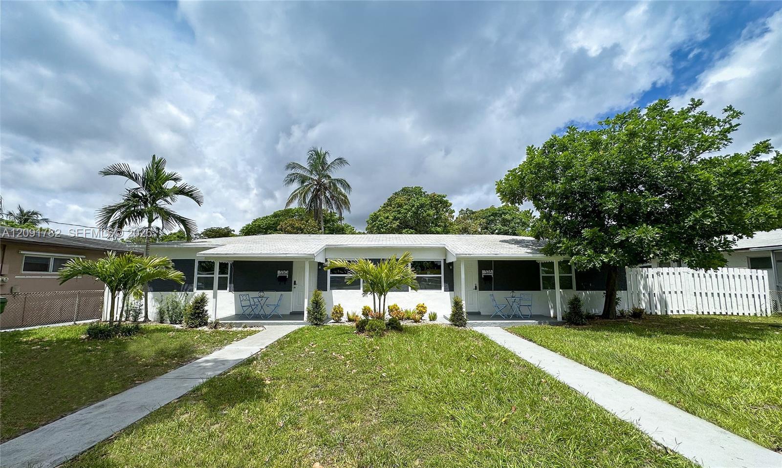 528 SW 4th Ave # A, Hallandale Beach FL 33009