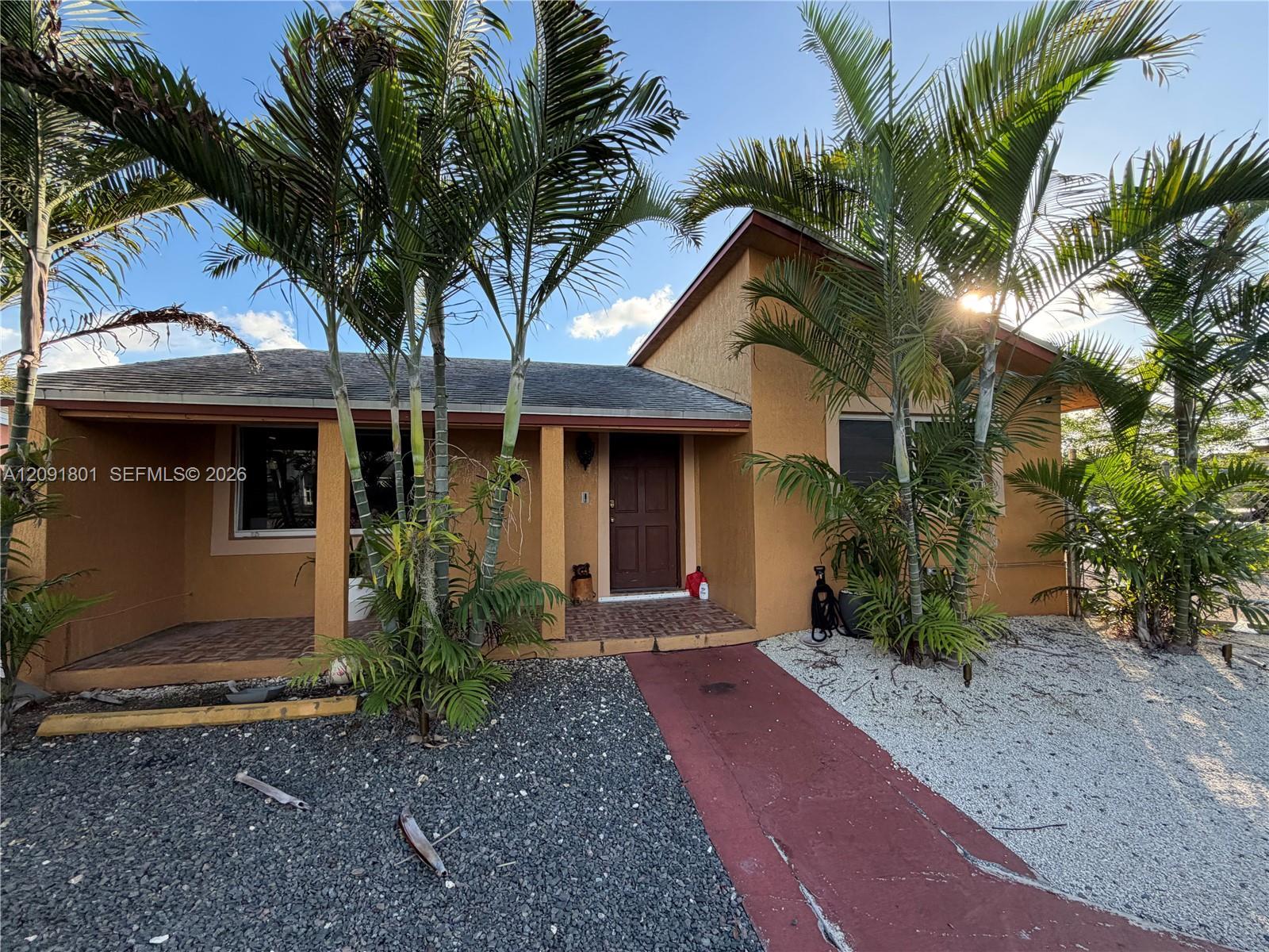 30486 SW 162nd Pl, Homestead FL 33033