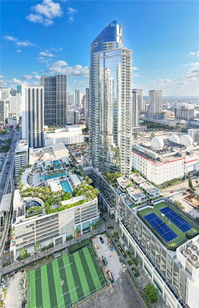 851 NE 1st Ave # 1701, Miami FL 33132