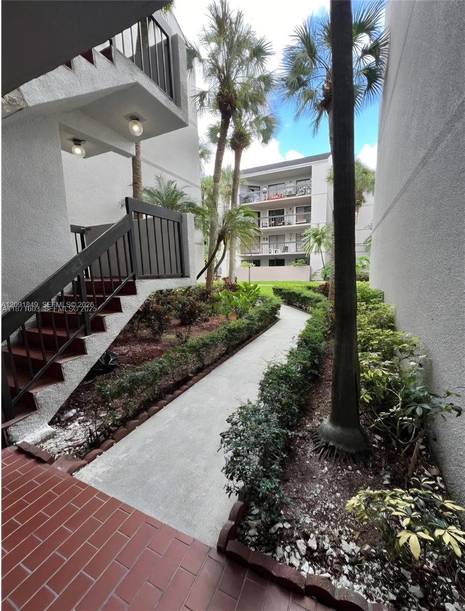 8810 SW 132nd Pl, Miami FL 33186