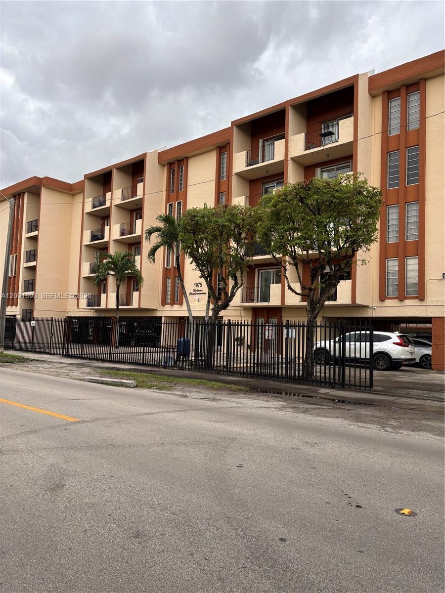 1075 W 68th St # 311, Hialeah FL 33014