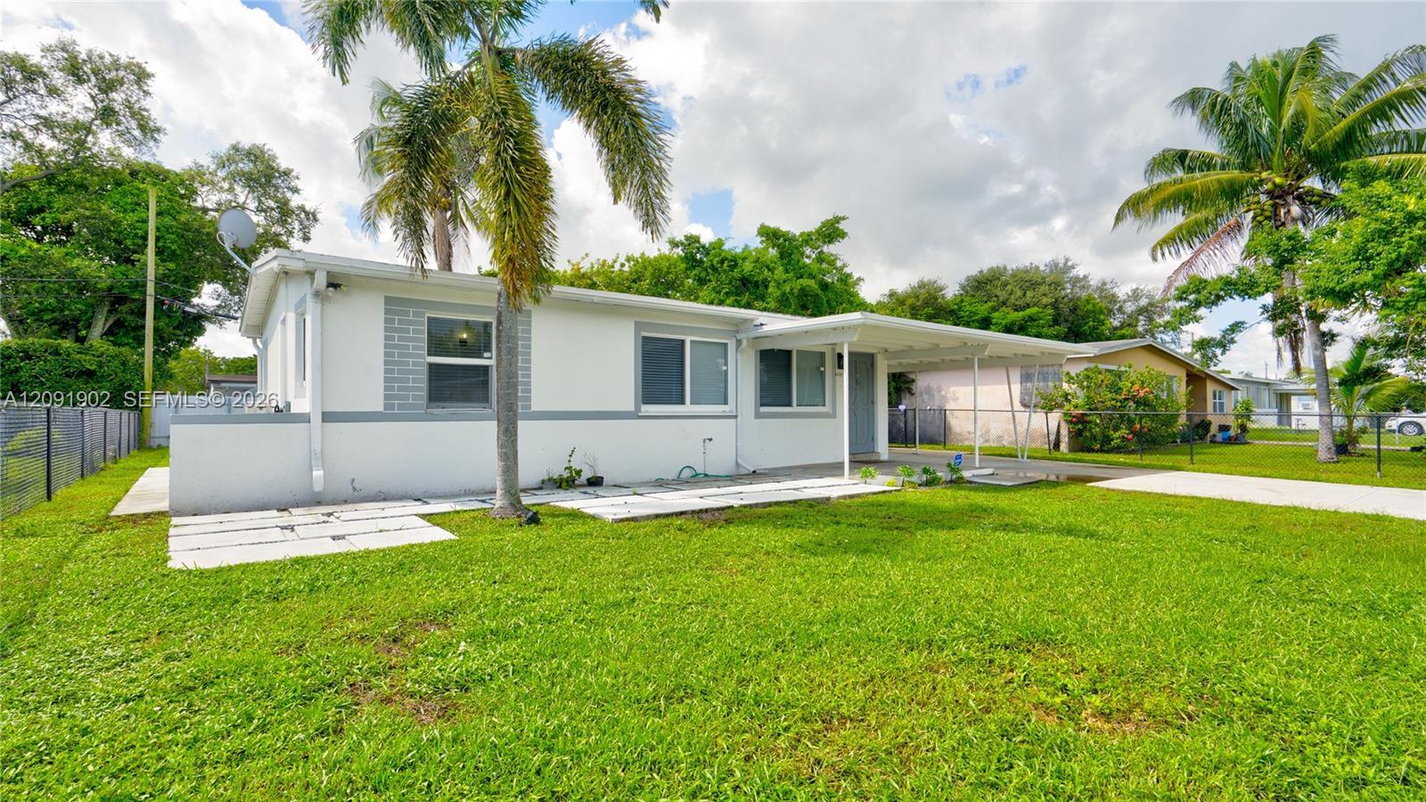 4250 SW 39th St, West Park FL 33023