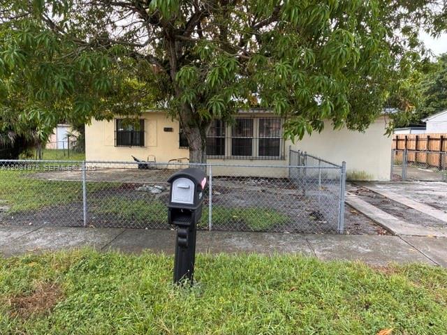 3100 NW 162nd St, Miami Gardens FL 33054