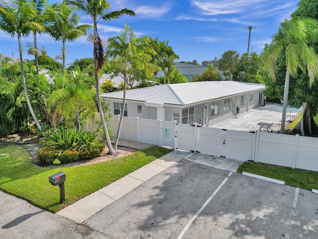 4422 Sea Grape Drive, Lauderdale By The Sea FL 33308