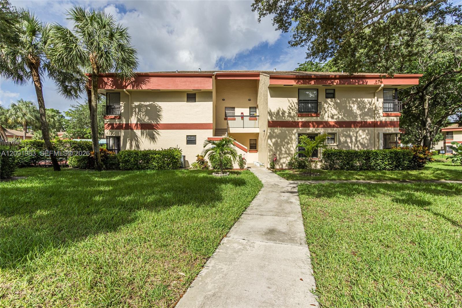 4161 S Carambola Cir S # 2158, Coconut Creek FL 33066