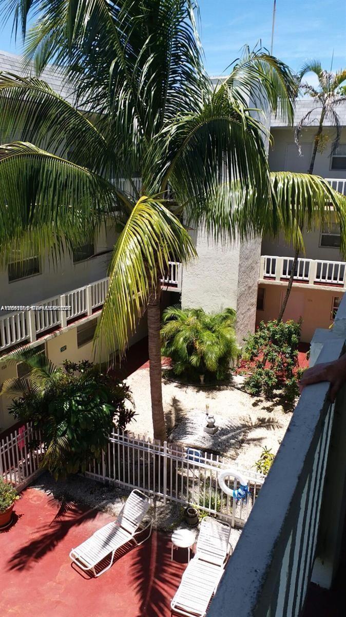 12890 NE 8th Ave # 310, North Miami FL 33161