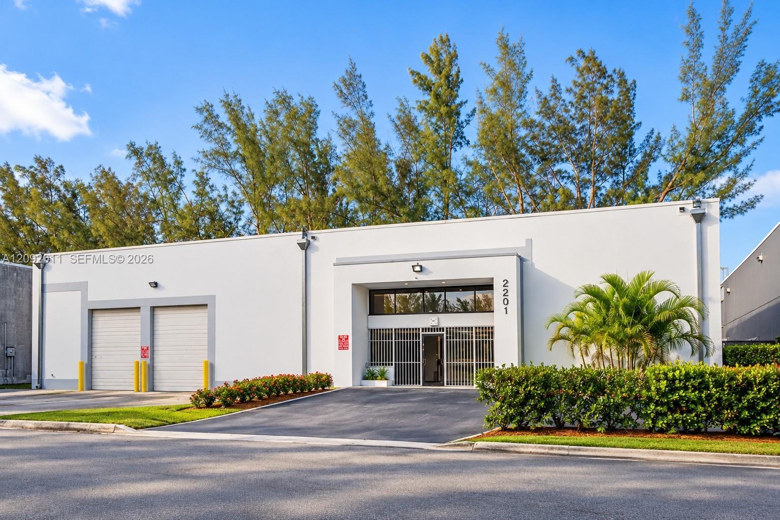 Doral, FL 33172