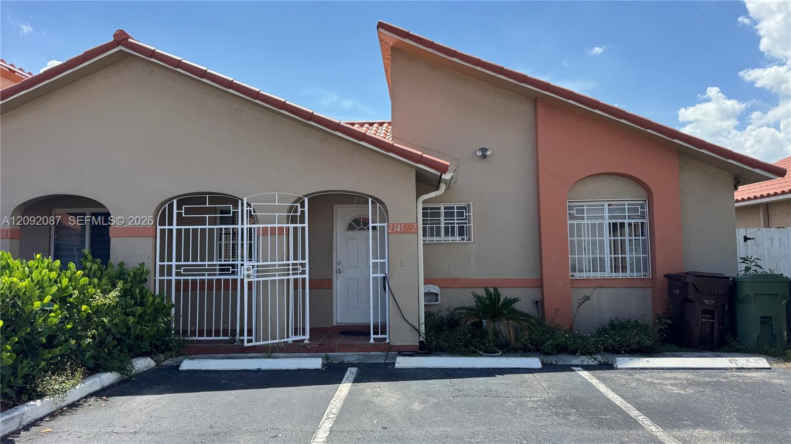 2345 W 69th St # B, Hialeah FL 33016