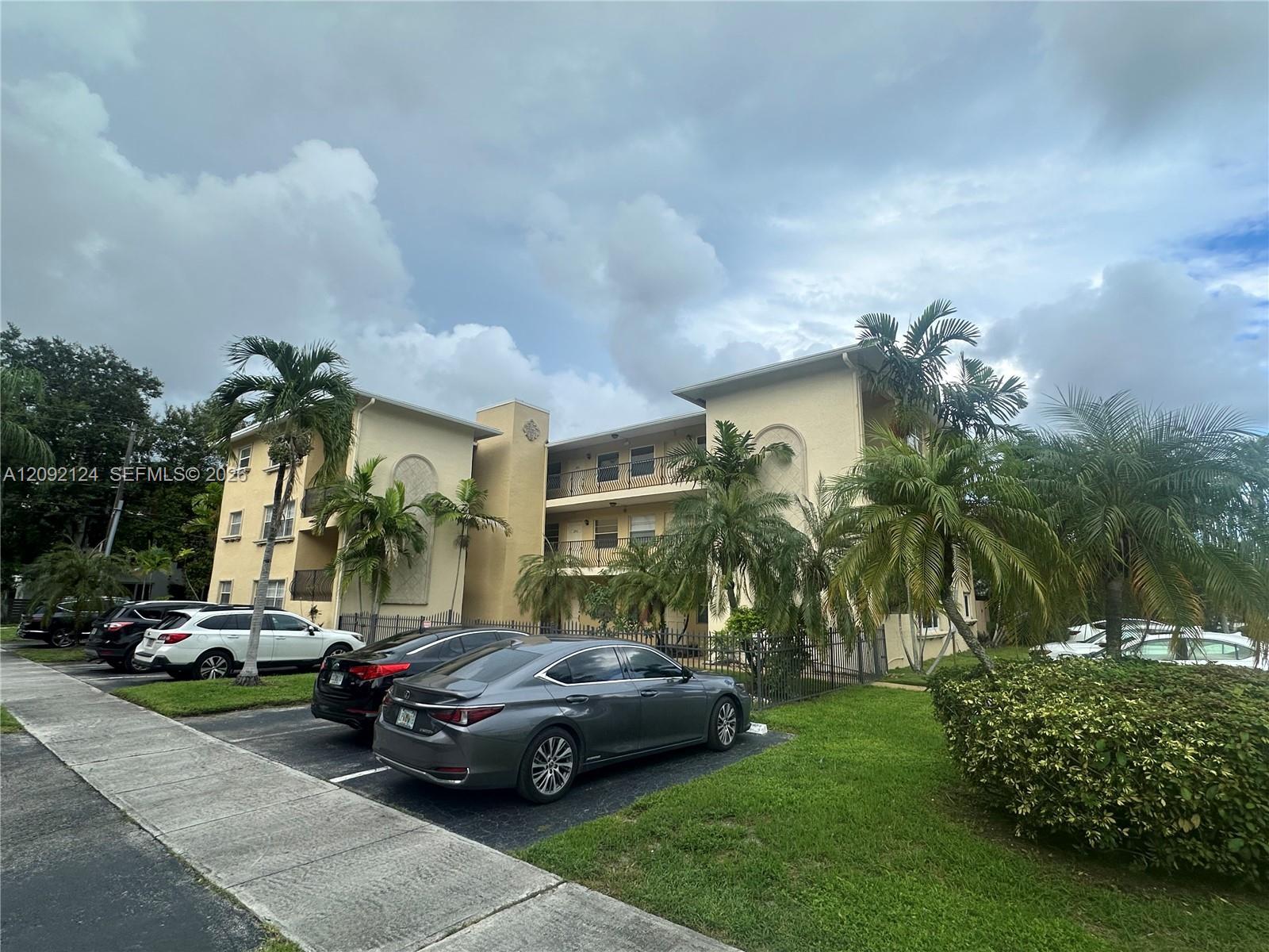 901 NE 3rd St # 205, Fort Lauderdale FL 33301
