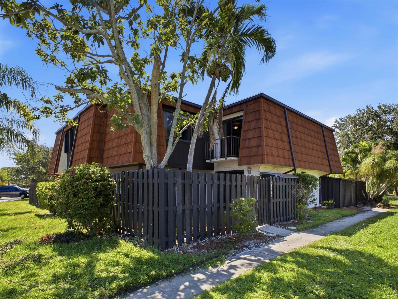 6345 RED PINE Lane # A, FL 33415
