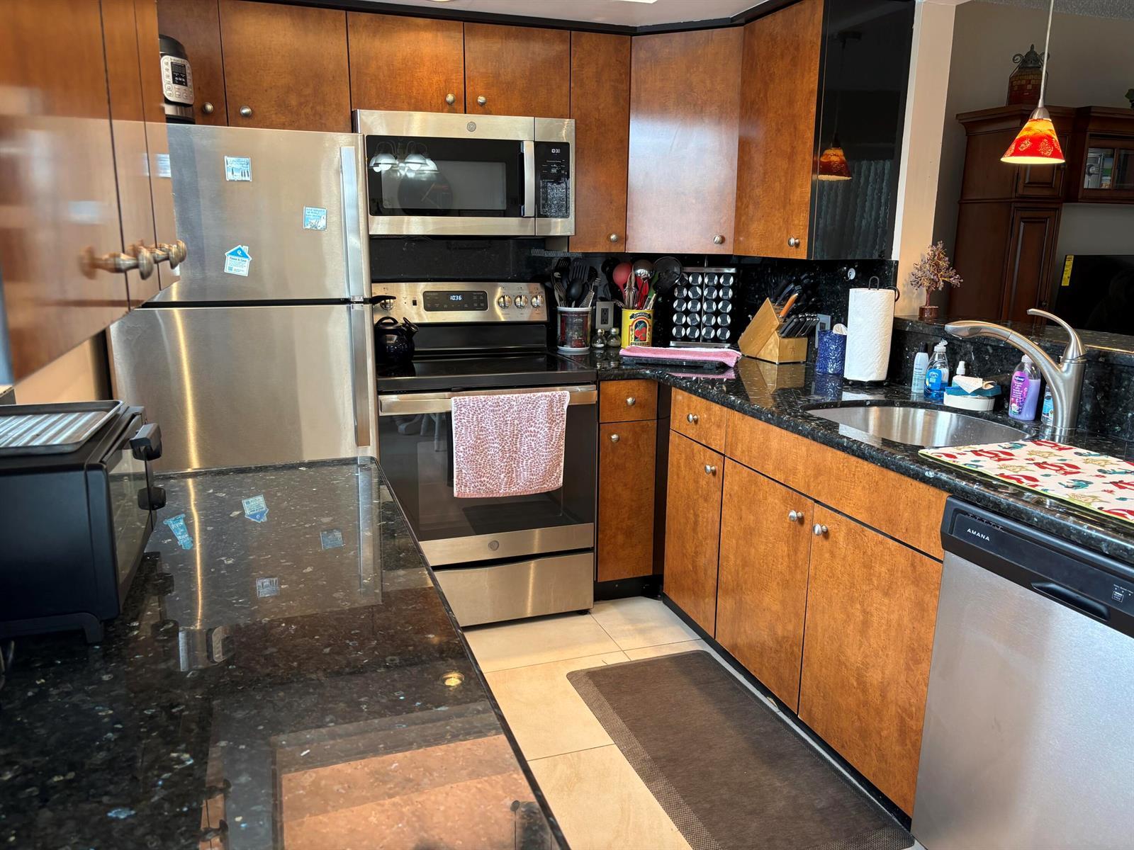 369 I Preston Drive, Boca Raton FL 33434