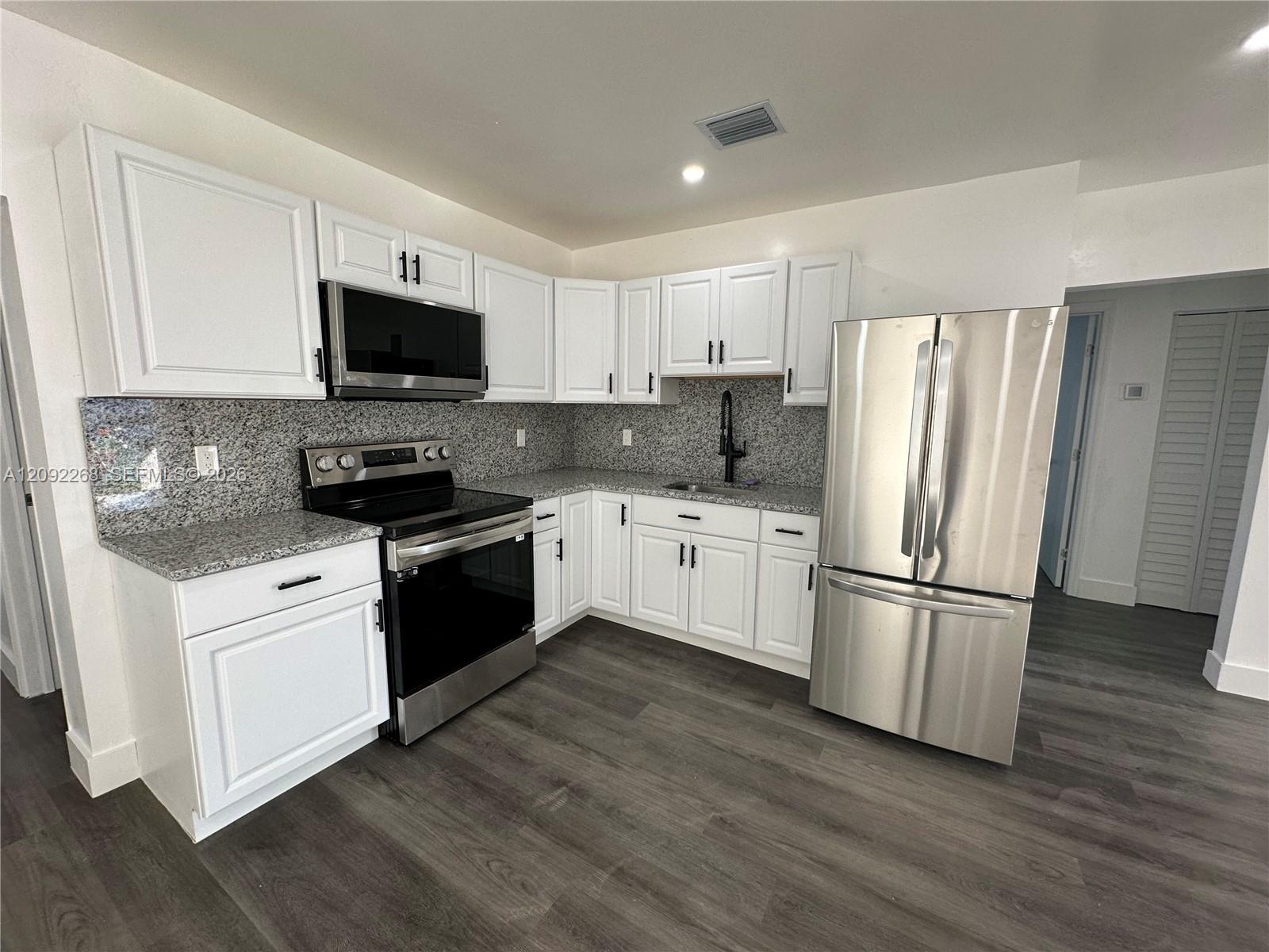 821 NW 20th Ave # 821, Miami FL 33125