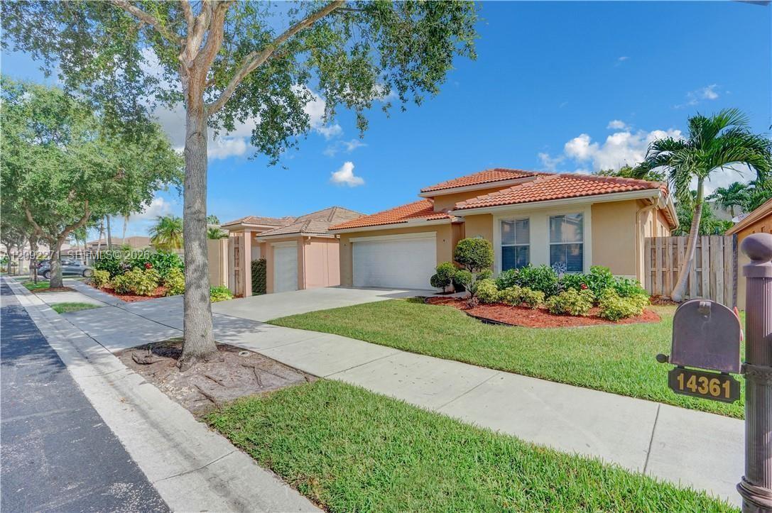 14361 N Royal Cove Cir # 14361, Davie FL 33325