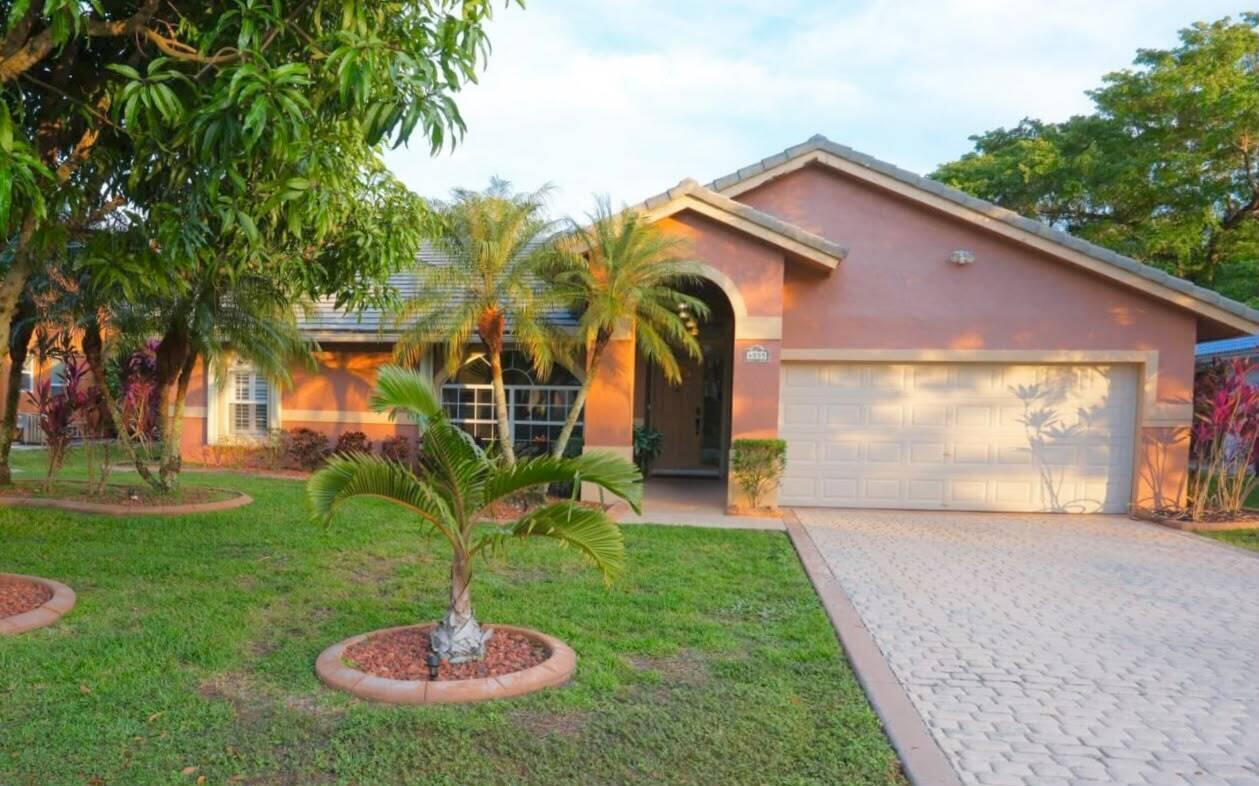 4555 NW 88TH Terrace, Coral Springs FL 33065