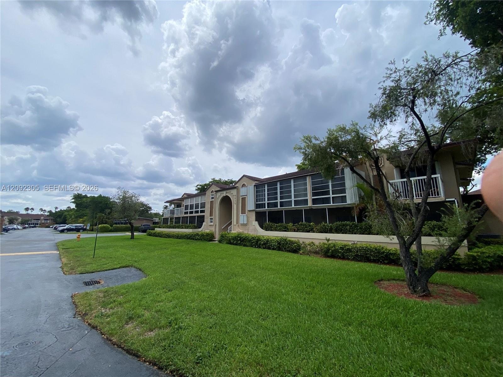 4830 NW 102nd Ave # 6, Doral FL 33178