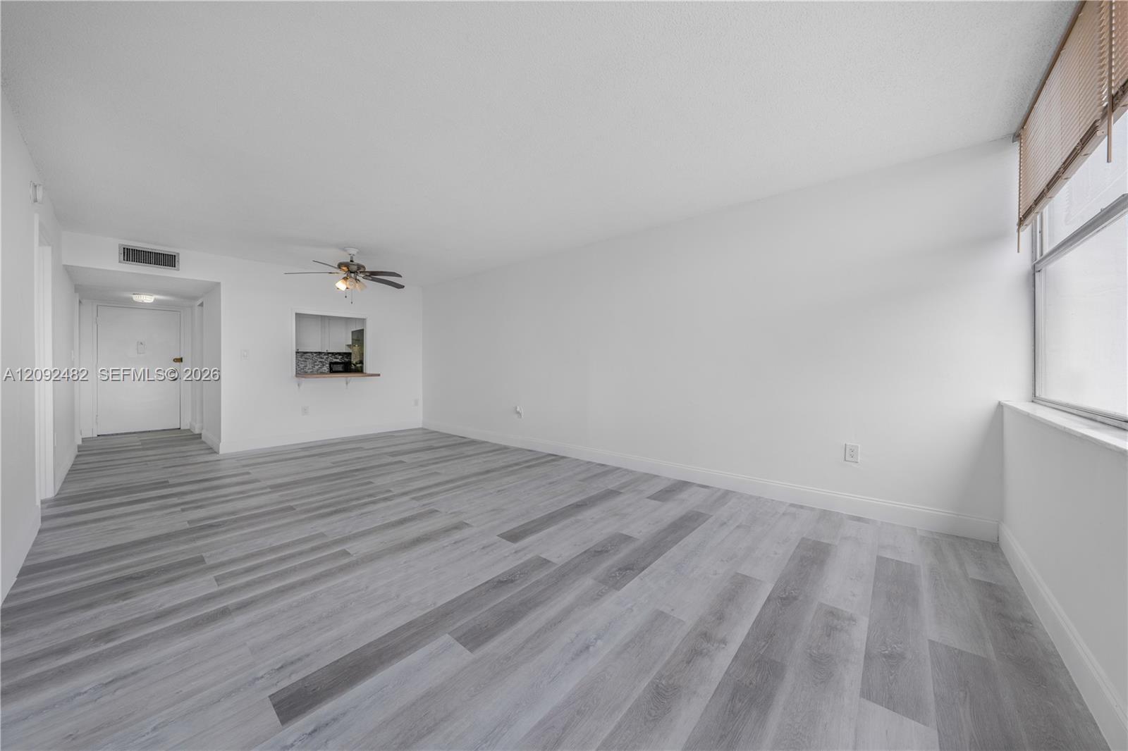 1300 NE Miami Gardens Dr # 512E, Miami FL 33179