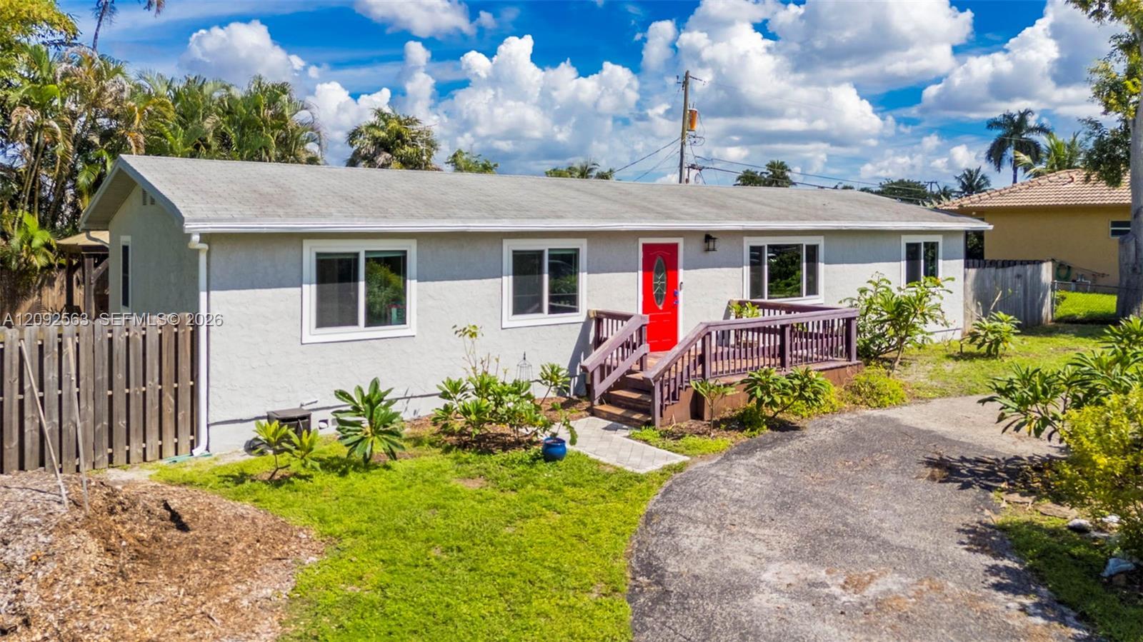 9239 Honeywell Rd, Lake Worth FL 33467