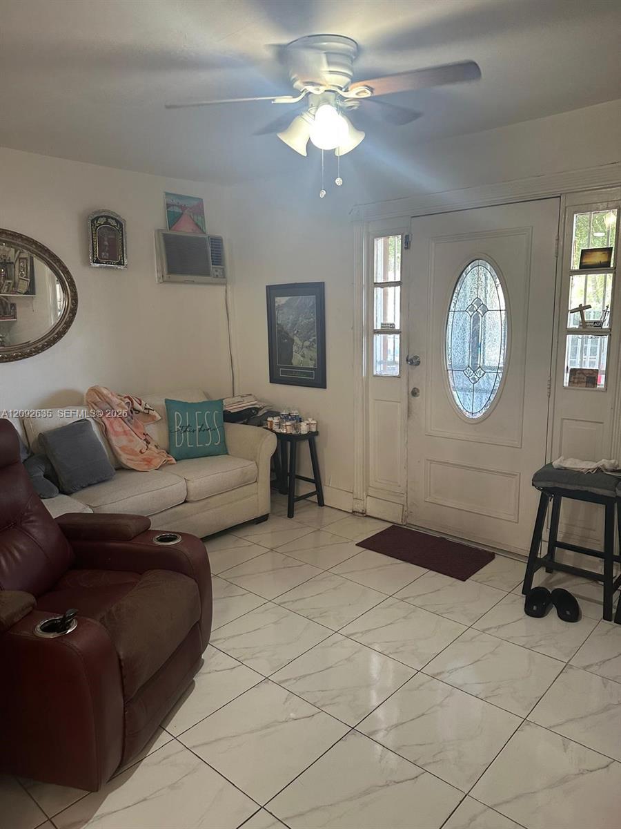 3425 NW 14th Ave, Miami FL 33142