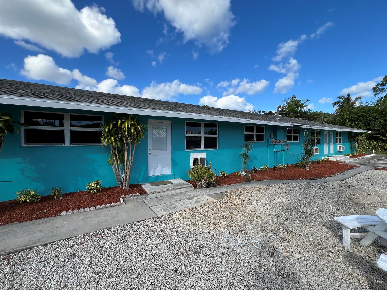 1855 DILLONE Lane, FL 33408
