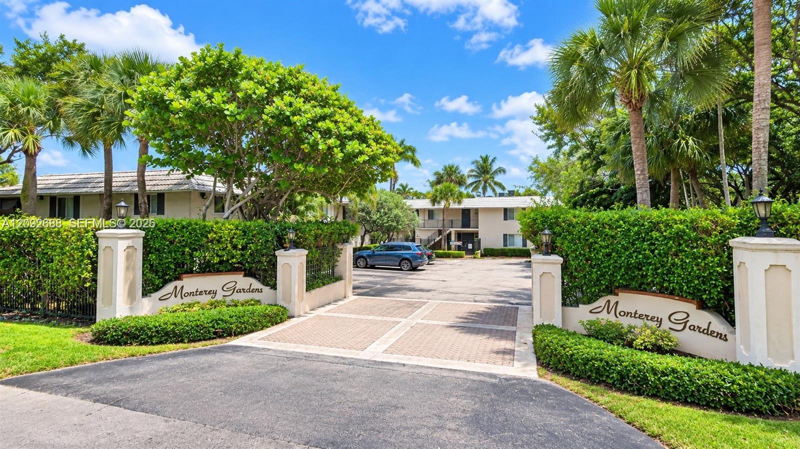 8617 SW 68th Ct # 22, Pinecrest FL 33156