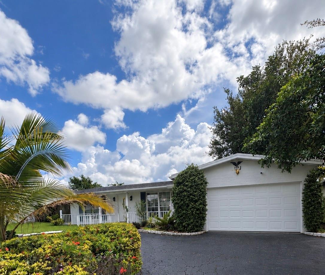 1711 N 47th Ave, Hollywood FL 33021