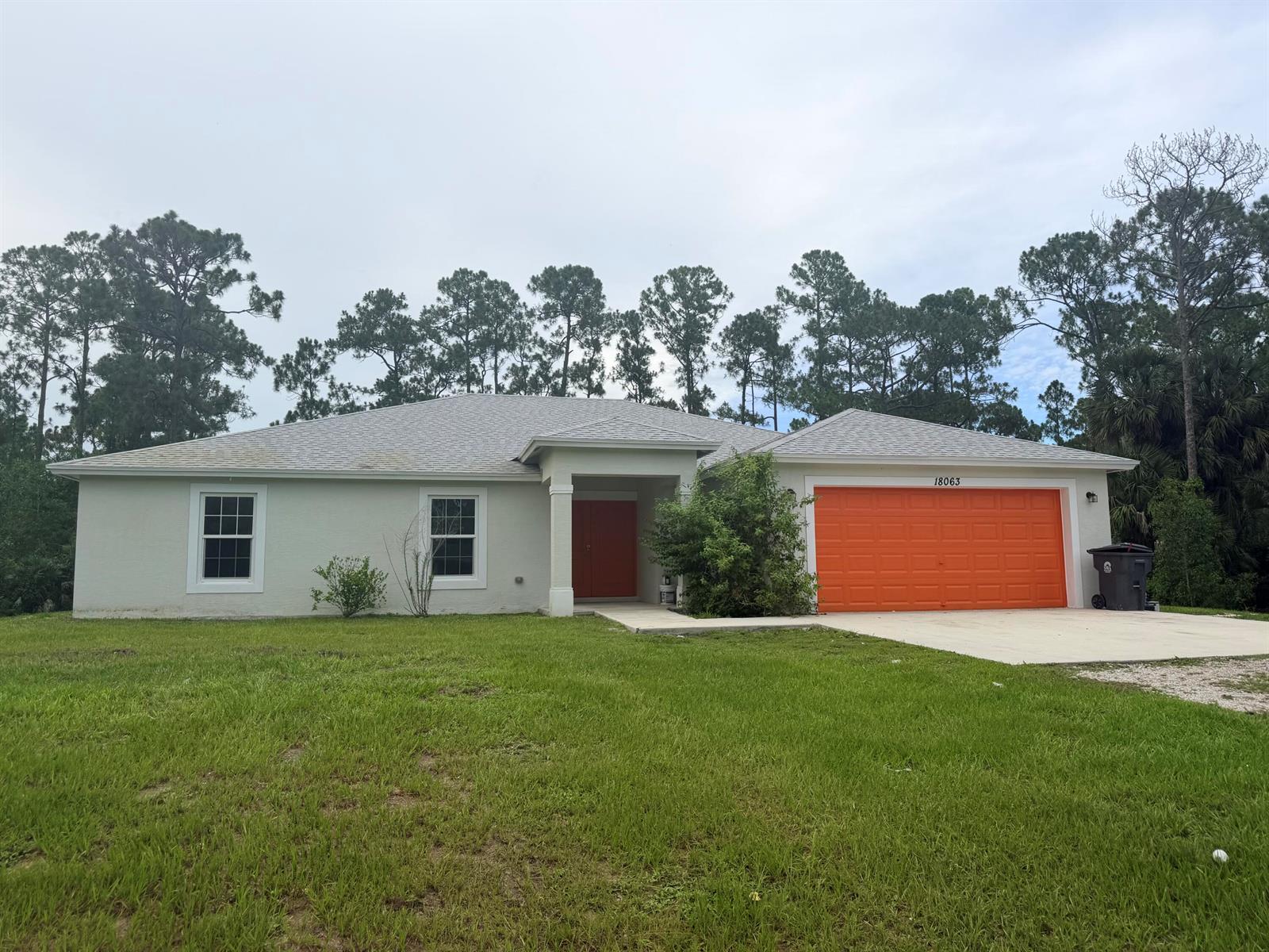 18063 MURCOTT Boulevard, FL 33470