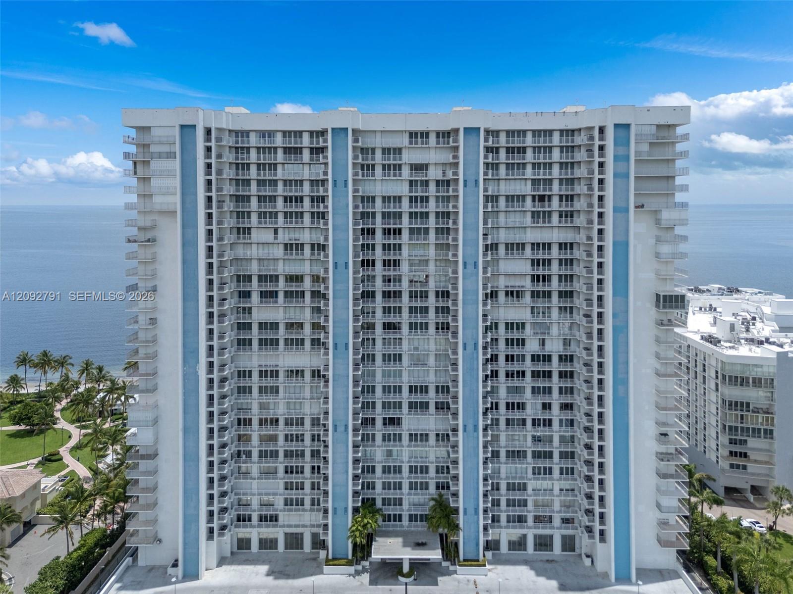 881 Ocean Dr # 20E, Key Biscayne FL 33149