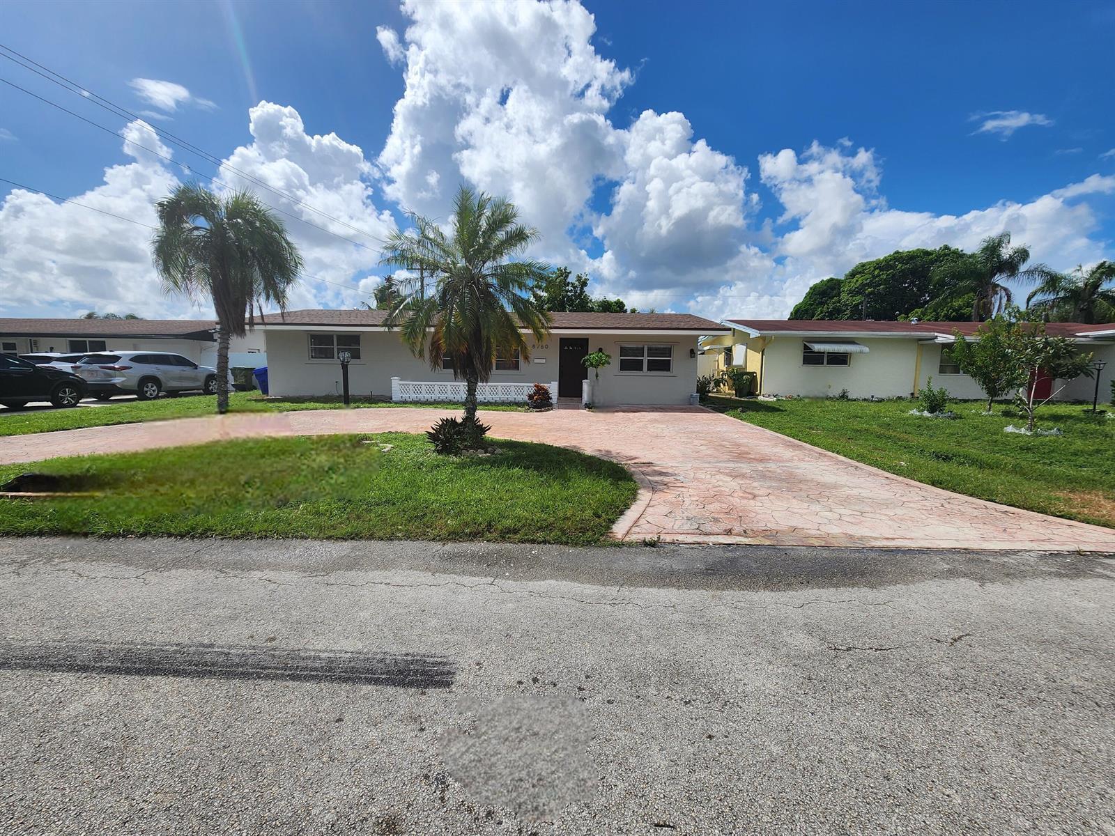 8760 NW 14TH Street, Pembroke Pines FL 33024