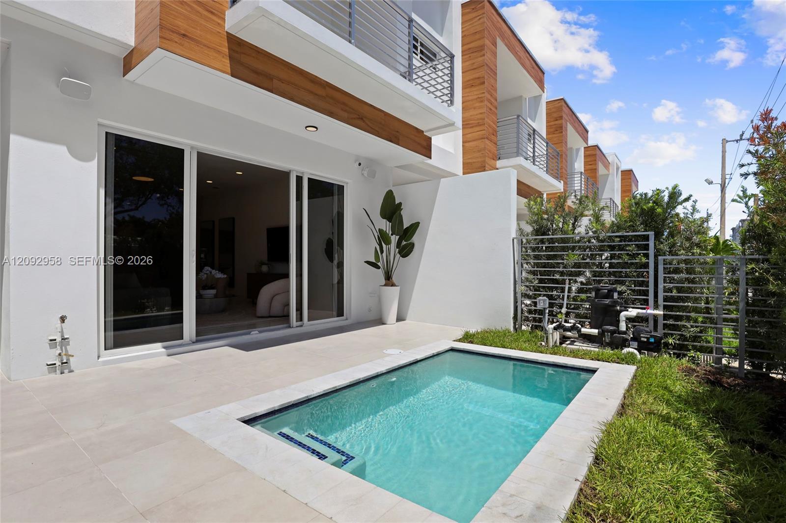 1805 NE 13 ST, Fort Lauderdale FL 33304