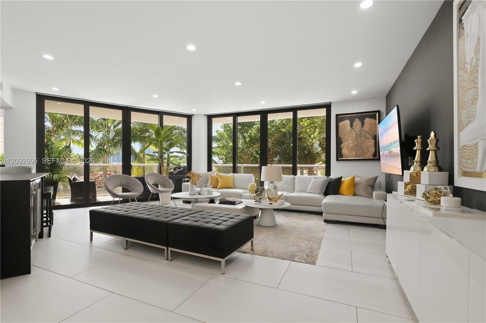20281 E Country Club Dr # 307, Aventura FL 33180