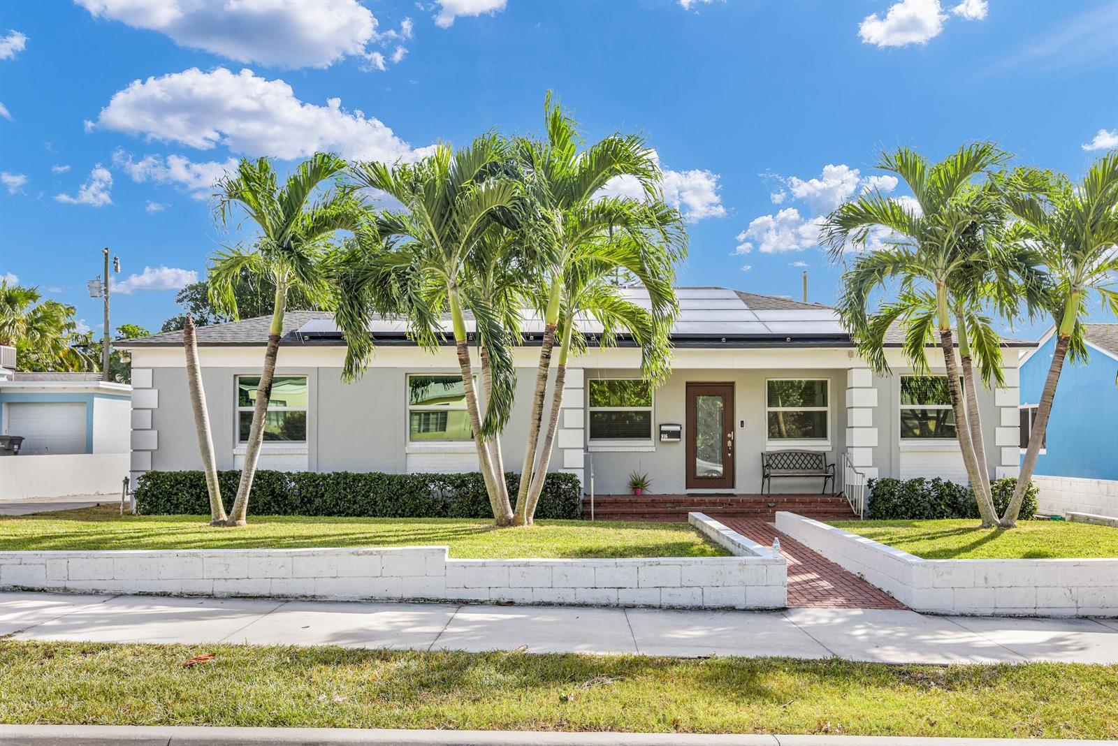 916 31ST Street, West Palm Beach FL 33407